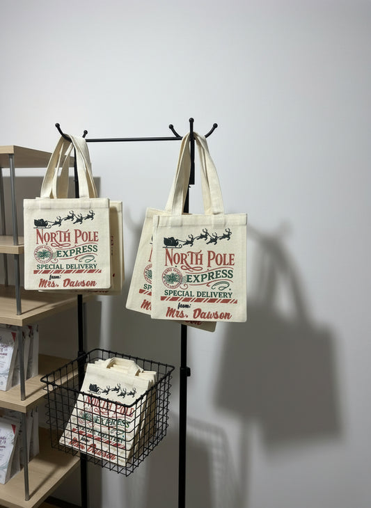 Mini Canvas Gift Bags – Set of 12 (North Pole Express Edition)